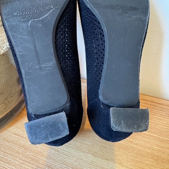 Stuart Weitzman Navy Suede Bow Kitten Heel Pumps Size 7 - Picture 9 of 10